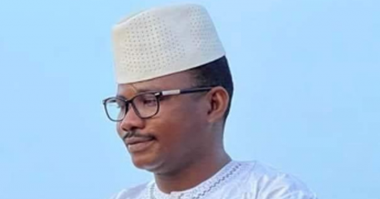 La cellule de com’ du président du CNT répond à Dr Elhadj Fode Oussou Fofana .