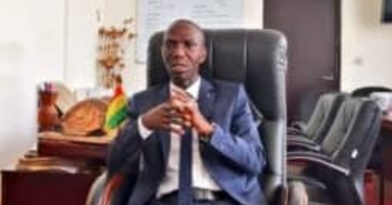 Guinée : Le DG de l’entretien routier Saa Yolande Camara suspendu pour manquements graves à ses obligations professionnelles
