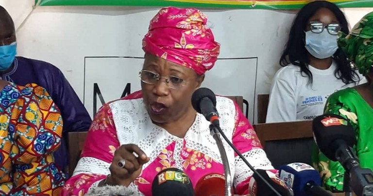 Interdiction de vente illicite des médicaments en Guinée : Makalé estime qu’il faut ajouter à cette décision des mesures d’accompagnement
