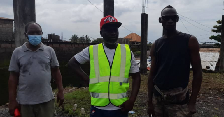 Journée d&rsquo;assainissement : la jeunesse de Sangoyah (matoto) en action…
