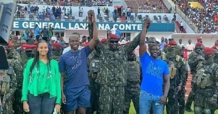 Colonel Doumbouya « c’est un fan de football… » selon Dr Bernard Goumou