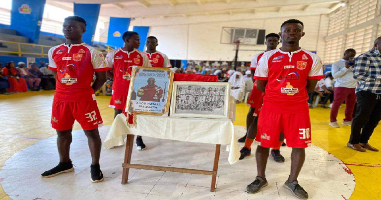 Ancien footballeur guinéen : feu Alioune Yattara « Malbanga » reçoit les derniers hommages avant son enterrement