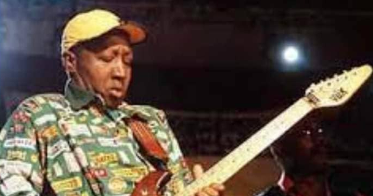 Conakry : sommé de quitter la maison qu’il occupe, Sekou Diabate du groupe Bembeya, tend la main à l’État