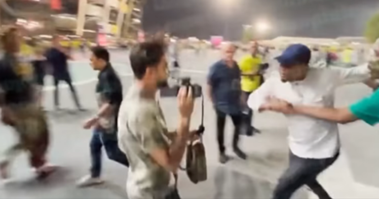Qatar : Samuel Eto’o bat un Youtubeur Algérien qui porte plainte contre lui (vidéo)