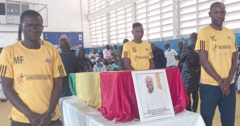 Palais des sports (Conakry) : dernier hommage rendu à Junior Youla avant son enterrement