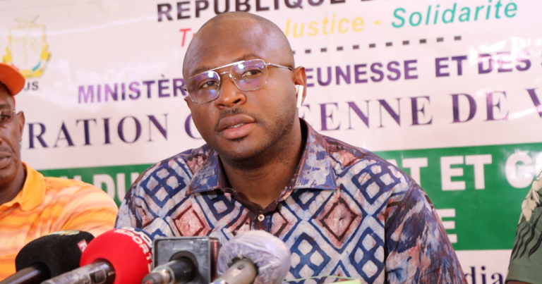Interdiction de la pratique du volleyball en Guinée jusqu&rsquo;à nouvel ordre : « C’est une décision qui va enterrer le volleyball guinéen… », réagit le président Kobolé