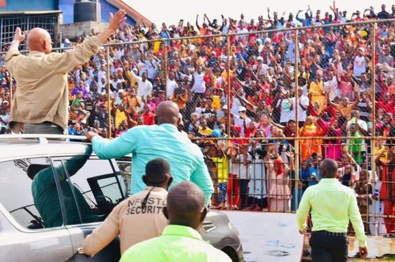 Cellou à Monrovia: On ne peut ni retirer, ni dénier au roi son titre! (Par Marouane)