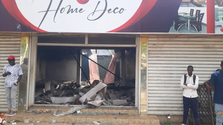 Kipé : le contenu d’une galerie consumé par un incendie