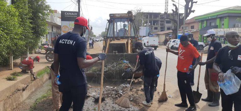 Journée d’assainissement : TotalEnergies Marketing Guinée joue sa partition…