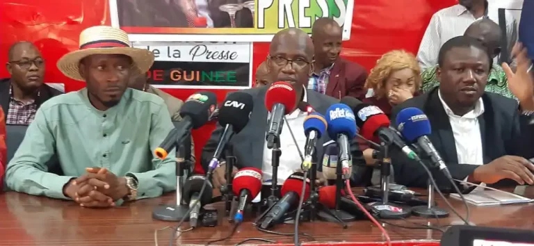 Menace contre les médias en Guinée : plusieurs décisions prises par le syndicat et les associations de presse