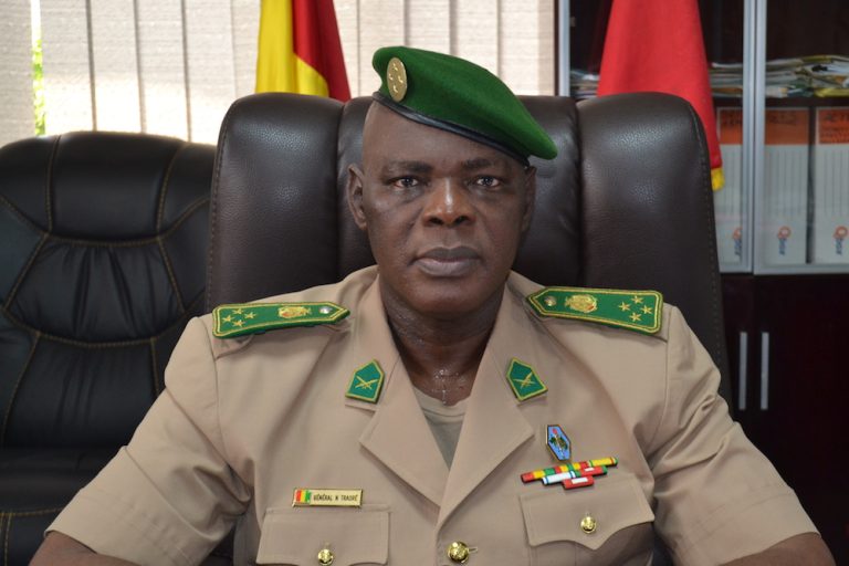 Maroc : Pourquoi des guinéens exigent le départ de l’ambassadeur Namory Traoré ?