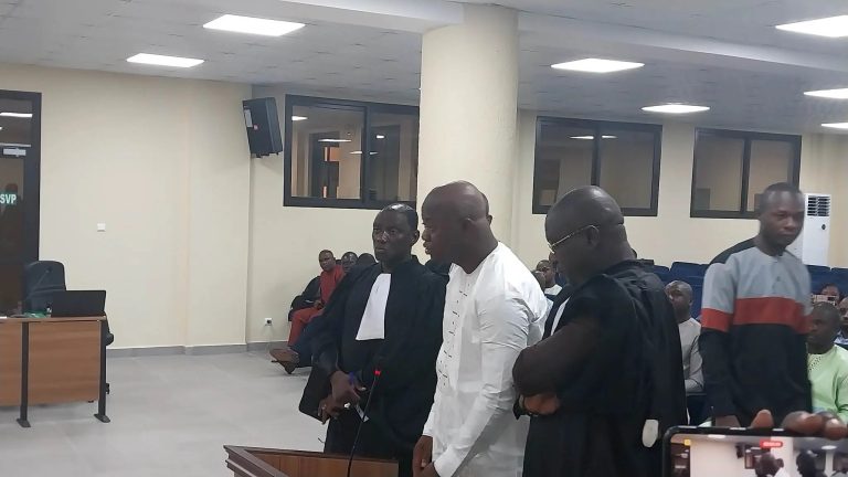 Charles Wright à la barre : un fait historique [Abdoulaye Condé]