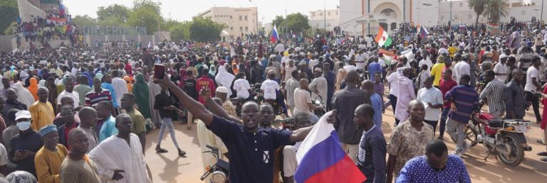 Direct-Niger : la Cédéao donne un ultimatum d&rsquo;une semaine aux putschistes et n »exclut pas un « recours à la force »
