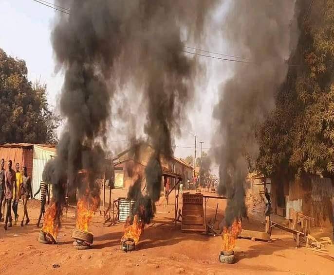 Siguiri : les populations se révoltent contre le président du district de Korouda (les raisons)