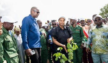 La ministre Diallo note que ‘’la Guinée est reconnue comme étant le Château d’eau de l’Afrique l’Ouest. Pour que cela continue d’être vrai, nous tenons à protéger les têtes de sources des fleuves qui prennent leur source en Guinée et les berges de ces cours d’eau’’.