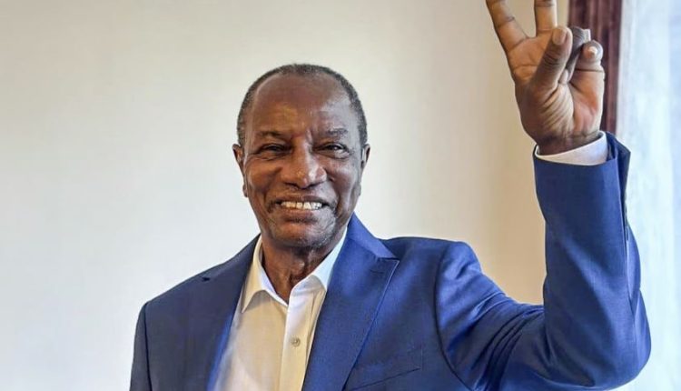 Le RPG Arc-en-ciel assure qu’Alpha Condé est ‘’prêt à revenir en Guinée et reprendre son pouvoir’’