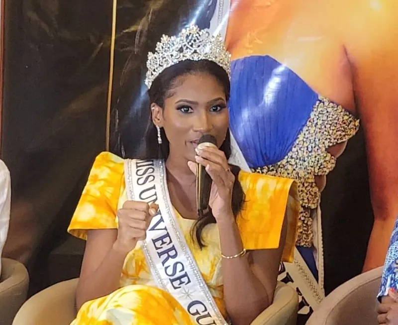 Saran Bah qui représente la Guinée à Miss UNIVERSE