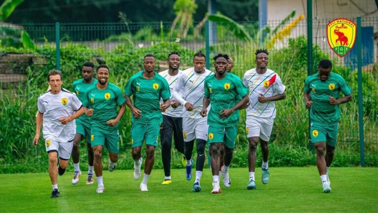 Syli National : Charly Paquilé et ses hommes effectuent leur première séance d&rsquo;entraînement