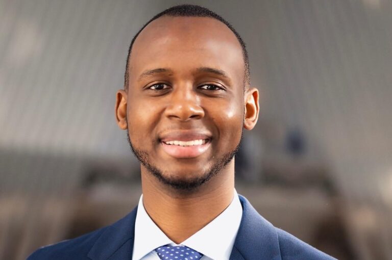 Stratégie pour la Transition Politique en Guinée : Trois Étapes pour Sortir de la Crise (Par Abdourahmane Diallo)