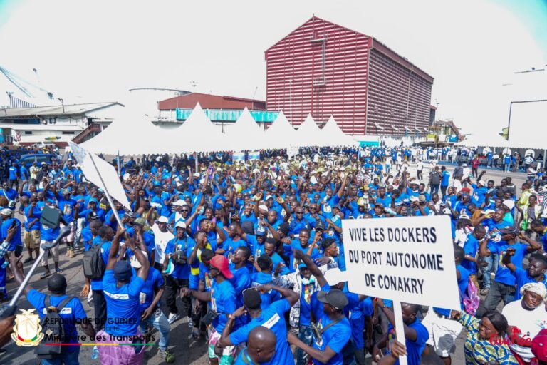 Élection Présidentielle : des dockers s’engagent à payer la caution de Mamadi Doumbouya