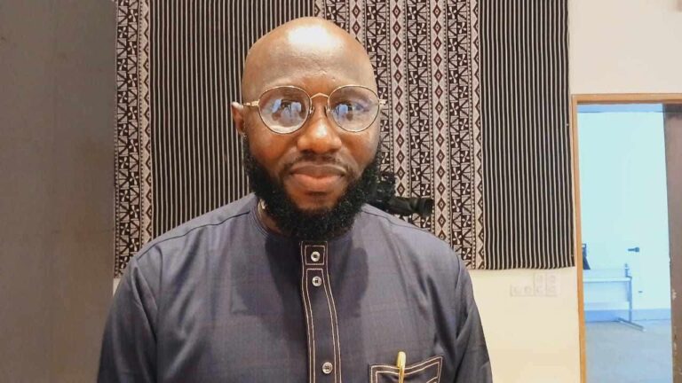 « Les données biométriques de la Guinée stockées en Malaisie : un risque majeur » Mamy Diaby